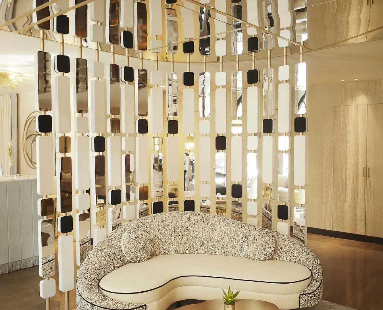 Hotel Le Derby Alma By Inwood Paris